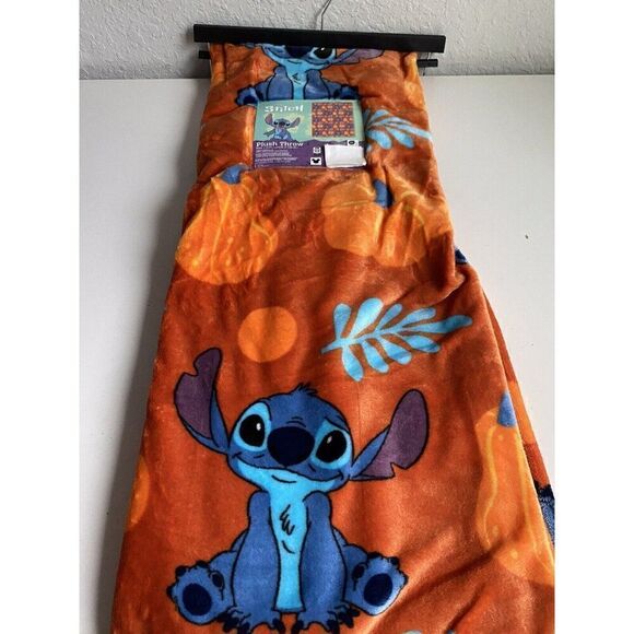 Disney Stitch Halloween Plush Throw Blanket Pumpkin Orange  50 X 70” Autumn Fall - Picture 11 of 12
